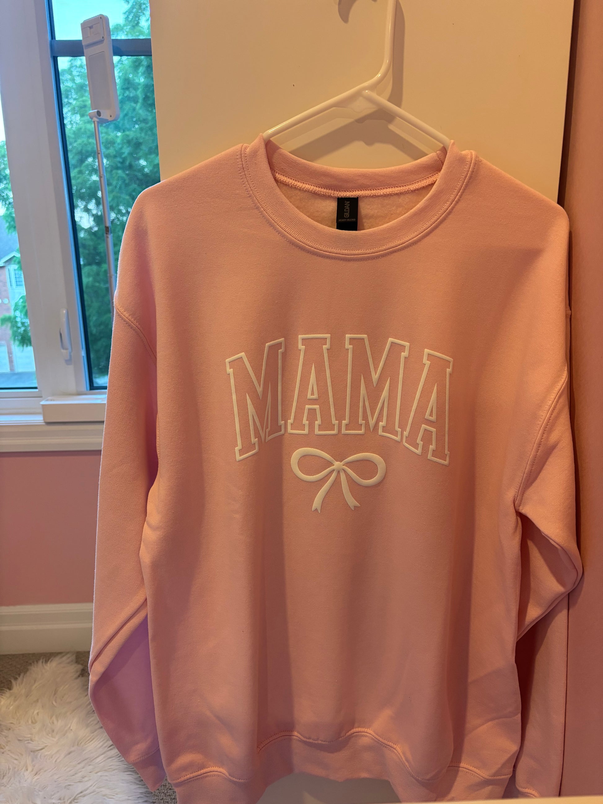 Reece – Mama Bow Sweatshirt
