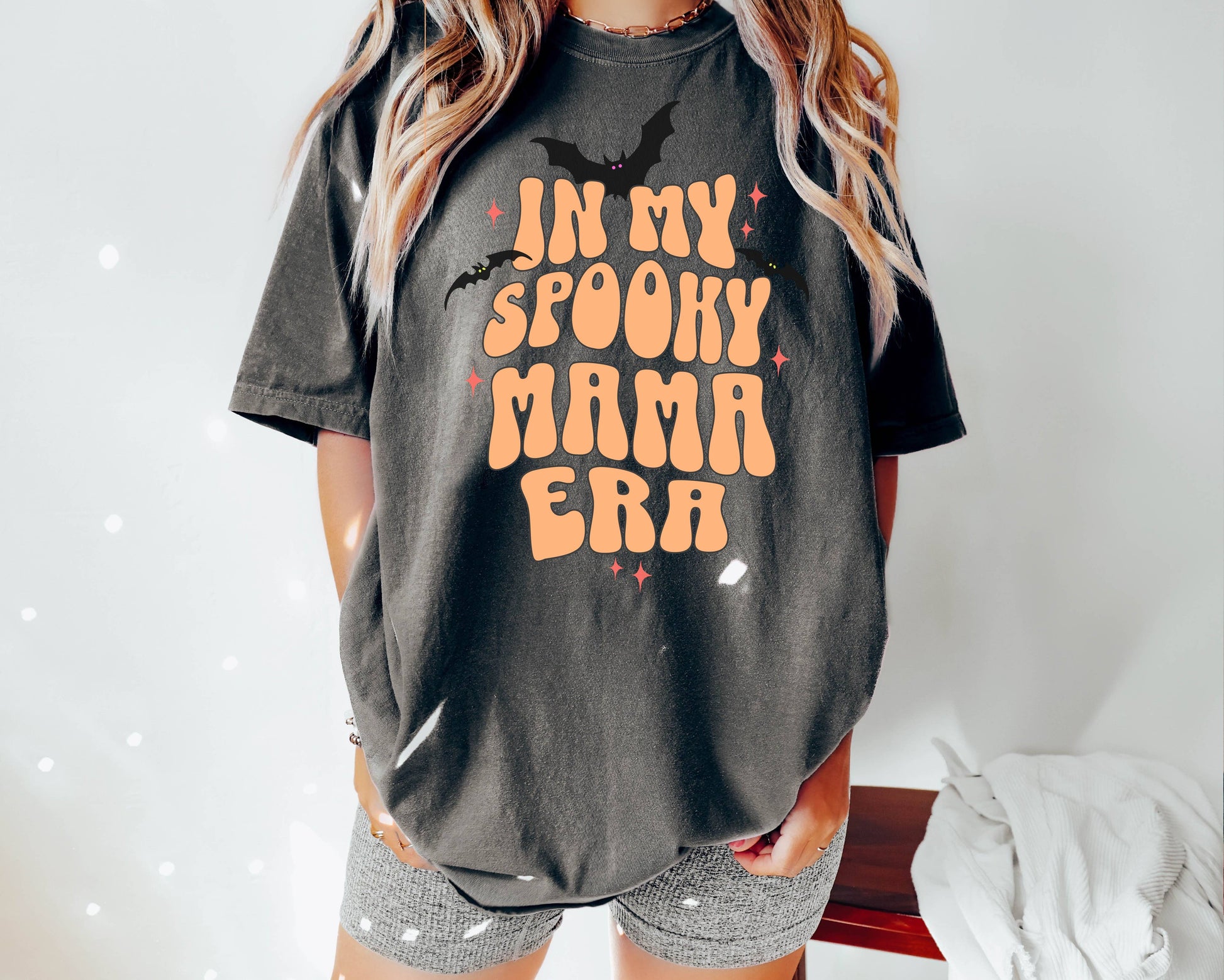 Spooky Mama Era Tee