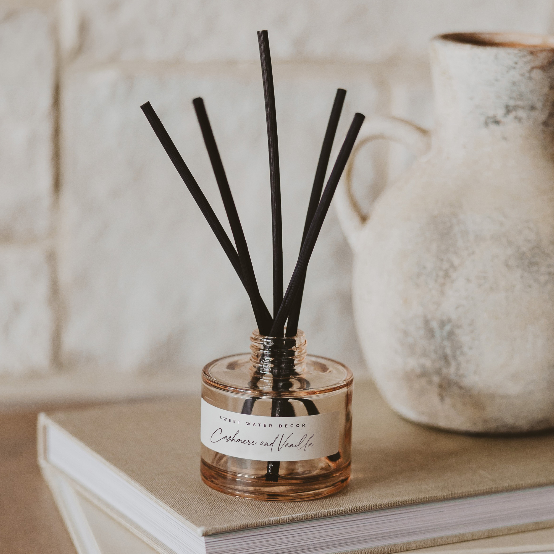Cashmere & Vanilla — Reed Diffuser